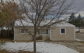 1689 Macon St in Aurora, CO - Building Photo