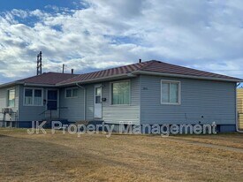 3810 9th Ave S in Great Falls, MT - Building Photo