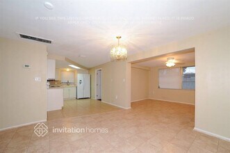 3041 Holiday Lake Dr in Holiday, FL - Foto de edificio - Building Photo