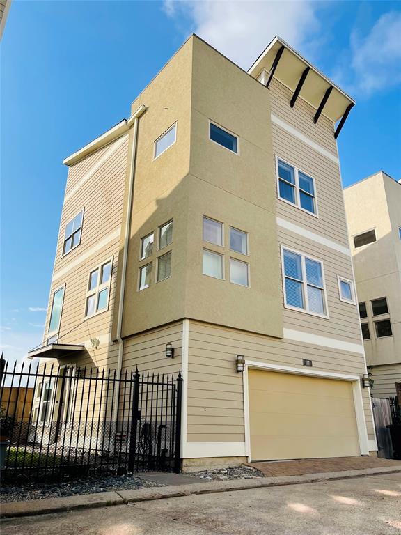 117 Riley Ln in Houston, TX - Foto de edificio - Building Photo