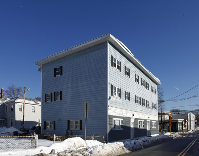 3-9 Winthrop St in Waltham, MA - Foto de edificio - Building Photo