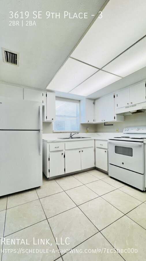 property at 3619 SE 9th Pl