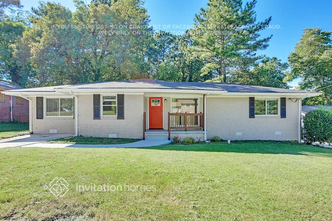 property at 2434 Shamrock Dr