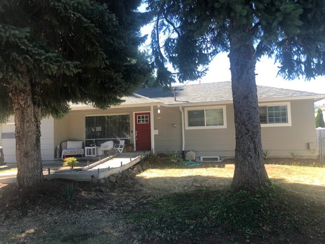 property at 5218 N Harvard St
