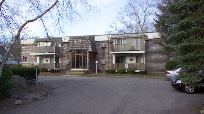 120 Eldridge St in Taunton, MA - Building Photo - Building Photo