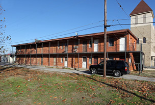 1328 William Fields Ave Apartments