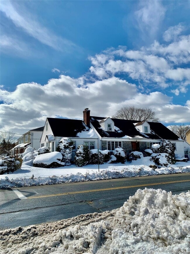 property at 336 Scranton Ave