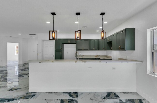 2935 NW 8th Ct in Fort Lauderdale, FL - Building Photo - Building Photo
