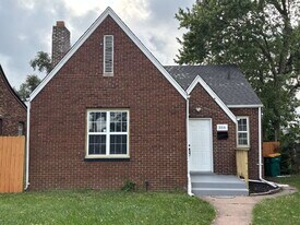 356 Roosevelt St in Gary, IN - Building Photo