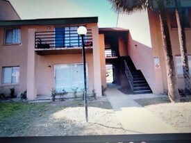 5213 Via Hacienda Cir in Orlando, FL - Building Photo