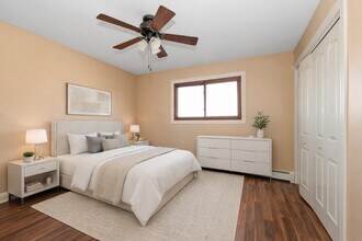 10625 Parkside Ave in Chicago Ridge, IL - Building Photo - Building Photo