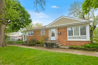 7240 13th St in Forest Park, IL - Building Photo - Building Photo