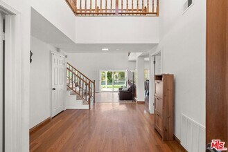 17672 Bryan Pl in Los Angeles, CA - Building Photo - Building Photo