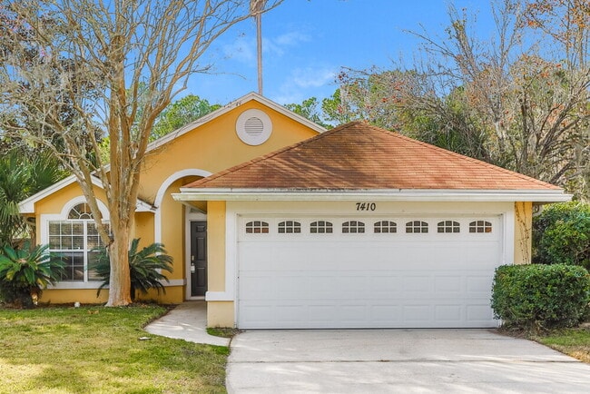 property at 7410 Carriage Side Ct