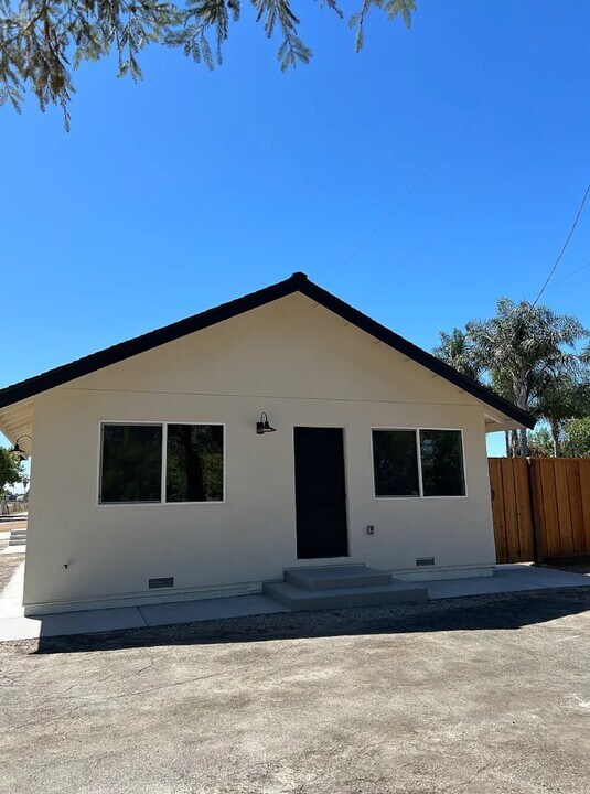 730 Fisher Ave in Morgan Hill, CA - Building Photo