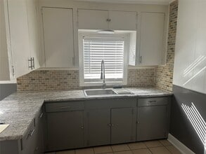 4511 Wedgewood St in Houston, TX - Building Photo - Building Photo