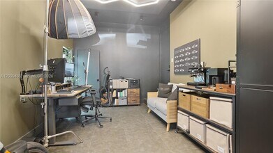 1371 SW 22nd Terrace in Miami, FL - Building Photo - Building Photo