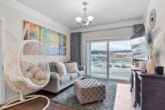 120 University Ave in Westwood, MA - Building Photo - Building Photo