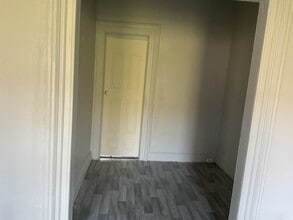 179 Hart St, Unit Unit1 in Brooklyn, NY - Building Photo - Building Photo