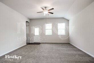 245 Rd 5102F, Unit 05-03 in Cleveland, TX - Foto de edificio - Building Photo