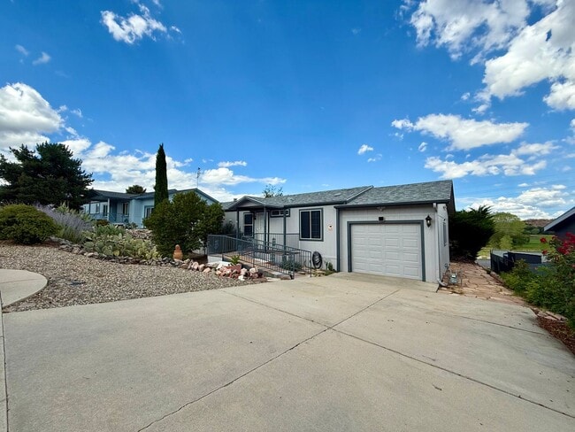 1874 Sarafina Dr in Prescott, AZ - Building Photo - Building Photo