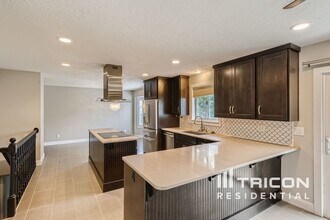 1425 E 2400 N in Layton, UT - Building Photo - Building Photo