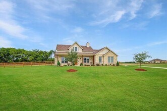 238 Regier Ct in Waxahachie, TX - Building Photo - Building Photo