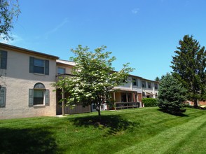 Metropolitan Highgate in West Chester, PA - Foto de edificio - Building Photo