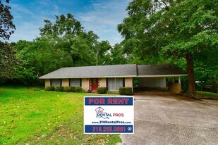 1502 Bistineau St in Ruston, LA - Building Photo