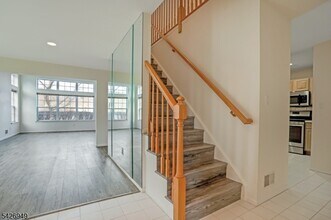 16 Lagoon Way in Roxbury Township, NJ - Building Photo - Building Photo