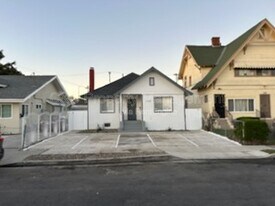 1519 W 22nd Pl in Los Angeles, CA - Building Photo