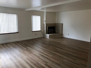 1805 NE Wheatland Dr in Pullman, WA - Foto de edificio - Building Photo