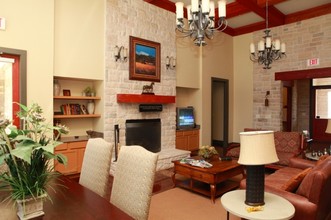 Sterling Springs Villas in Midland, TX - Building Photo - Interior Photo