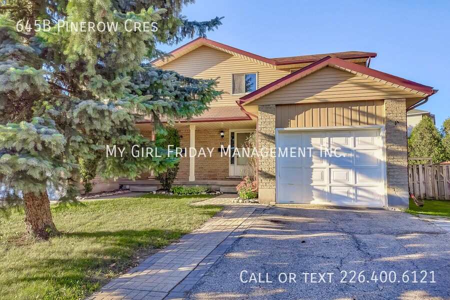 645 B Pinerow Crescent in Waterloo, ON - Building Photo