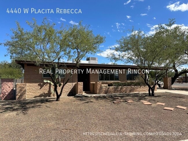 4440 W Placita Rebecca