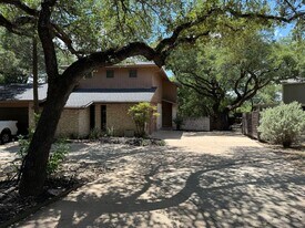 9106 Rockcrest Cir in Austin, TX - Building Photo