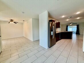 949 SW Fisherman Ave in Port St. Lucie, FL - Building Photo - Building Photo