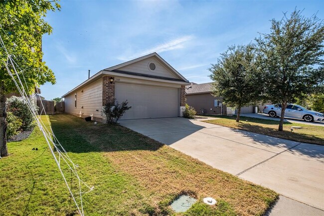 3305 Tilmon Ln. in Austin, TX - Building Photo - Building Photo