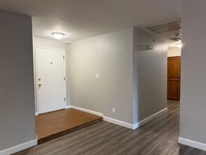 3136 Terry Ave in Clovis, CA - Building Photo - Building Photo