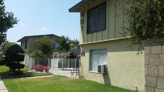 401 N. Bedford Street, La Habra, CA Apartamentos