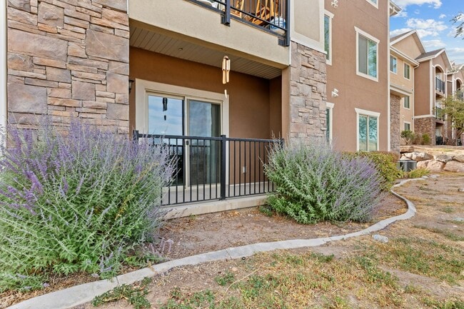 2153 Springtime Dr in Saratoga Springs, UT - Building Photo - Building Photo