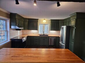 38 Piscataqua Rd in Dover, NH - Building Photo - Building Photo