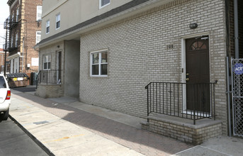 709-711 3rd Ave in Elizabeth, NJ - Building Photo - Building Photo