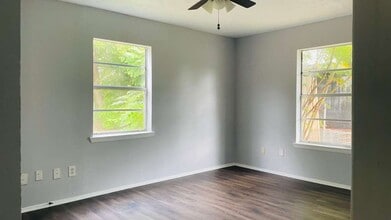 7301 Brockley Ln in Houston, TX - Building Photo - Building Photo