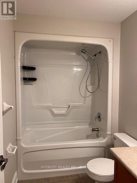 1947 Lawrence Ave W in Toronto, ON - Building Photo - Building Photo