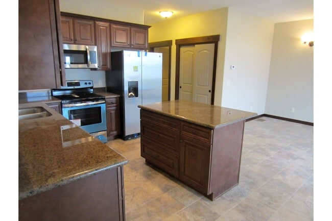 5611 Mountain Heritage Rd in Helena, MT - Building Photo - Building Photo