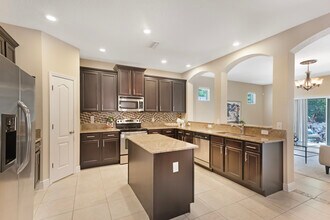 7410 S Fitzgerald St in Tampa, FL - Building Photo - Building Photo