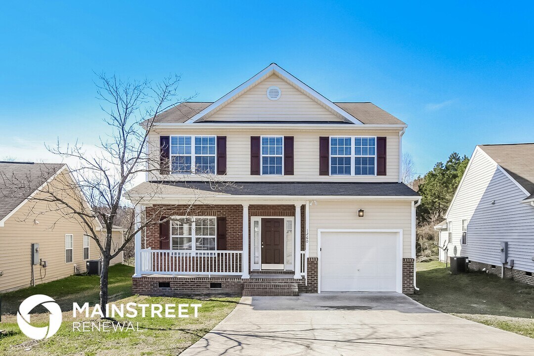 1260 Sweetgrass St in Knightdale, NC - Building Photo