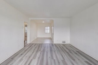 5492 Ruth Ave in Oakland, CA - Building Photo - Building Photo