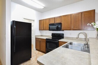 2951 SW 35th Pl in Gainesville, FL - Building Photo - Building Photo